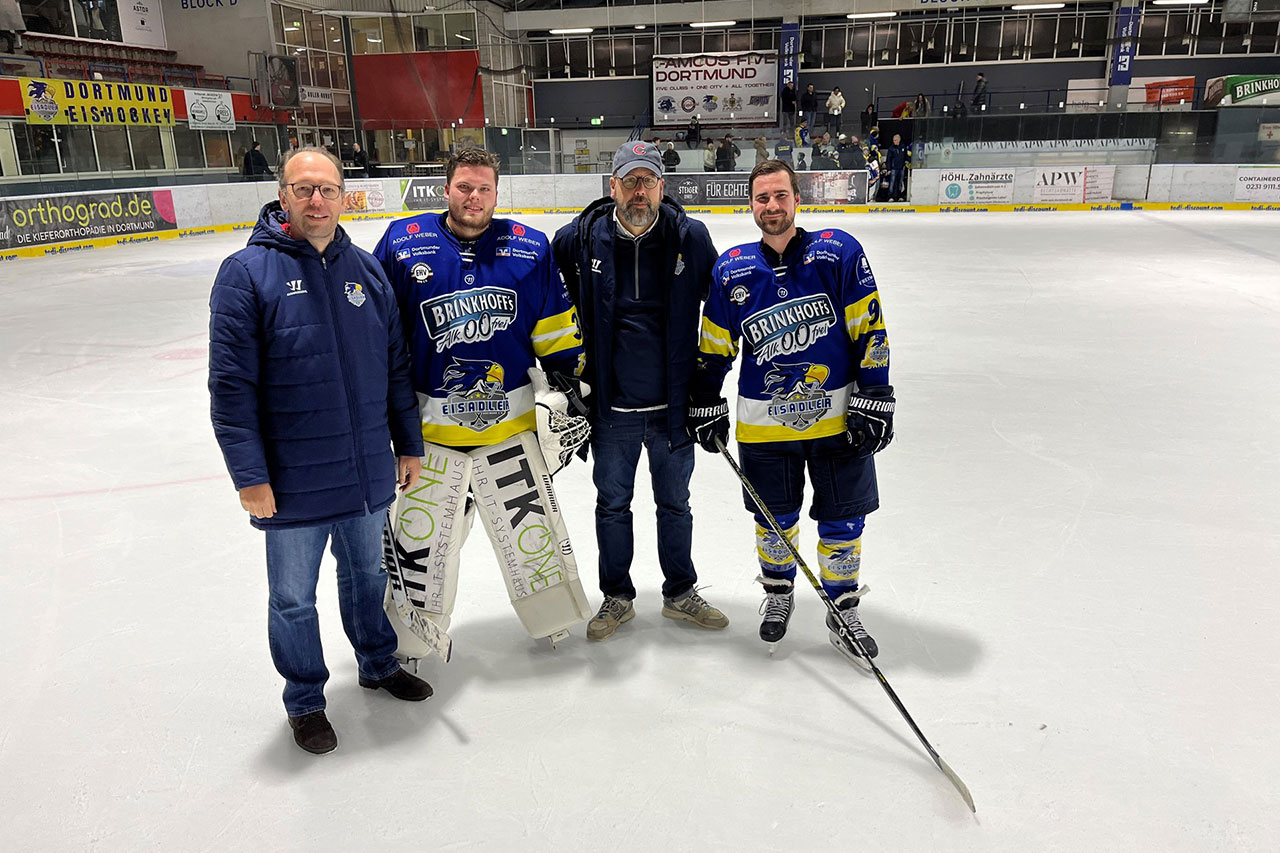 Spieler und Vorsitzender der Dortmunder Eisadler mit Dr. Thorsten Strohmann